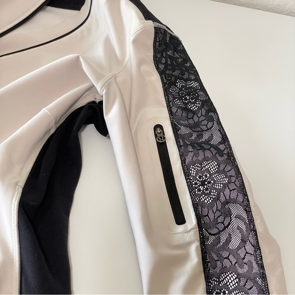 Lululemon Run Draft Dodger Jacket Polar Cream Black Laceoflage 6 - Picture 14 of 16